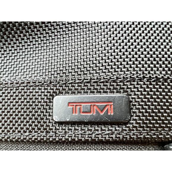 TUMI Expandable Alpha T-Pass Medium Screen Laptop Messenger Designer Briefcase - Picture 13 of 16